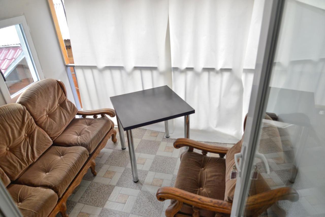 Hotel Victoria Borjomi Bagian luar foto