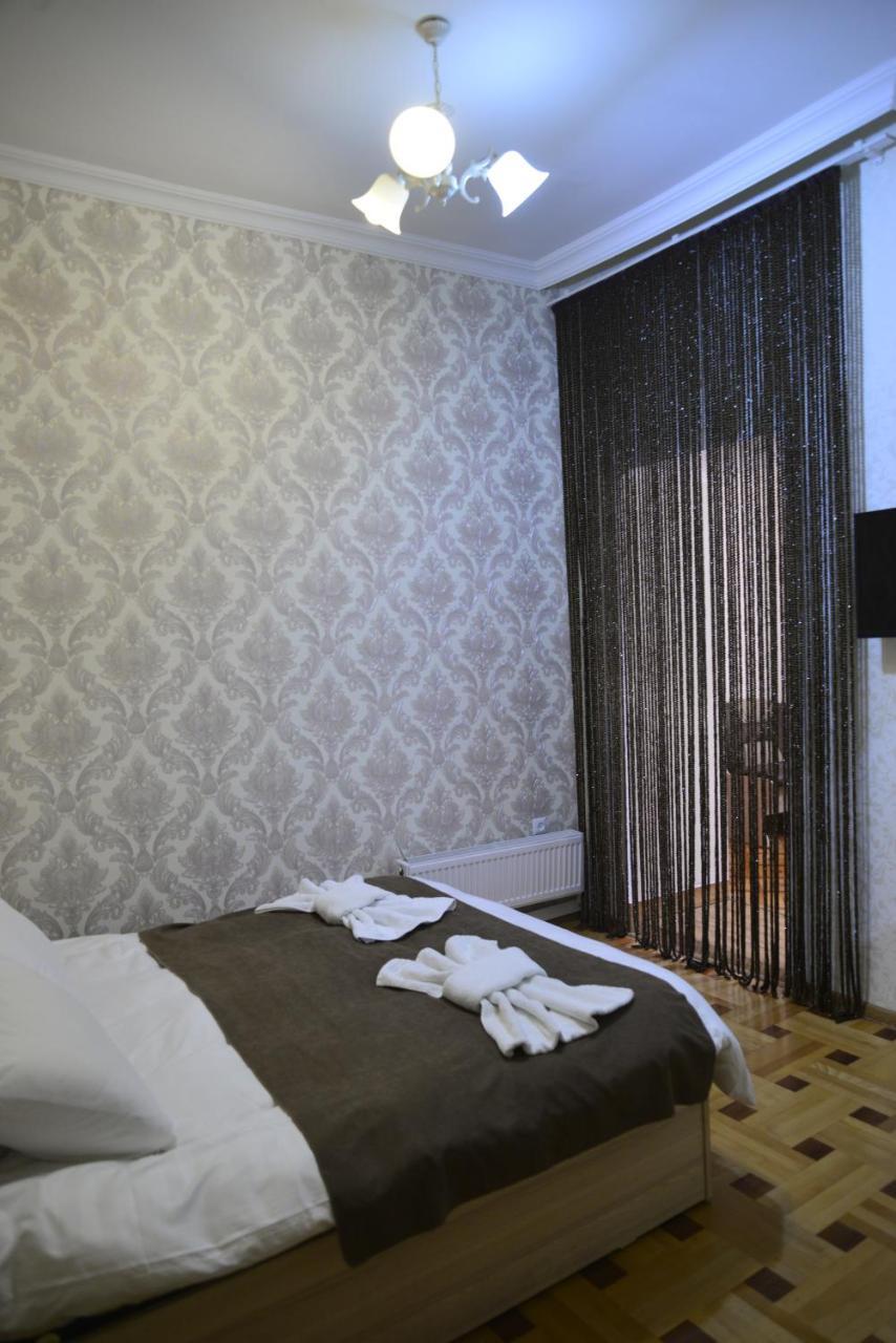 Hotel Victoria Borjomi Bagian luar foto